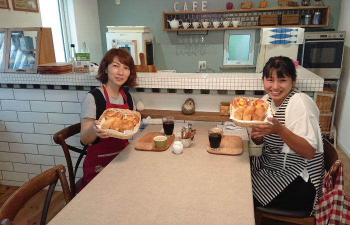 ナチュラルな家　かわいいお家　京都　パンつくり