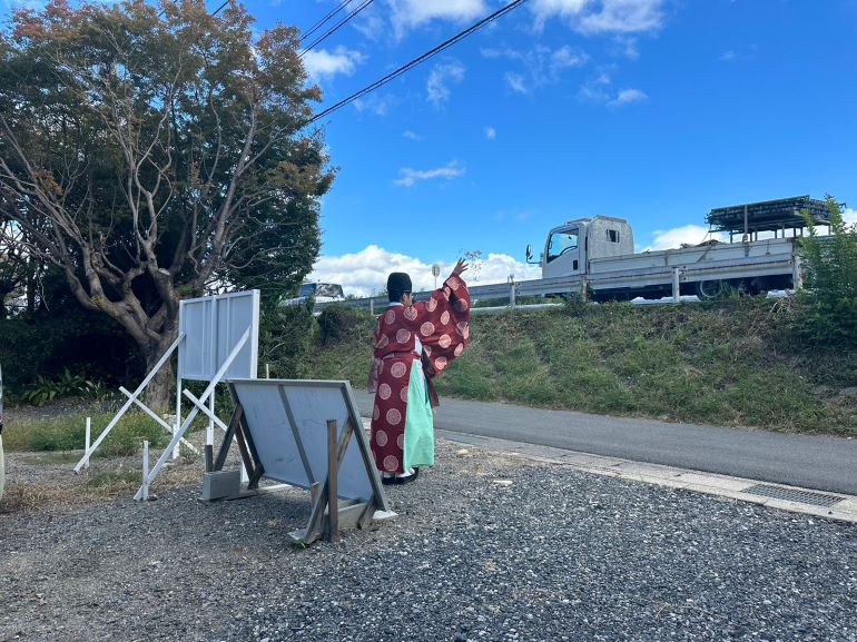 地鎮祭　神主様　お祓いの様子